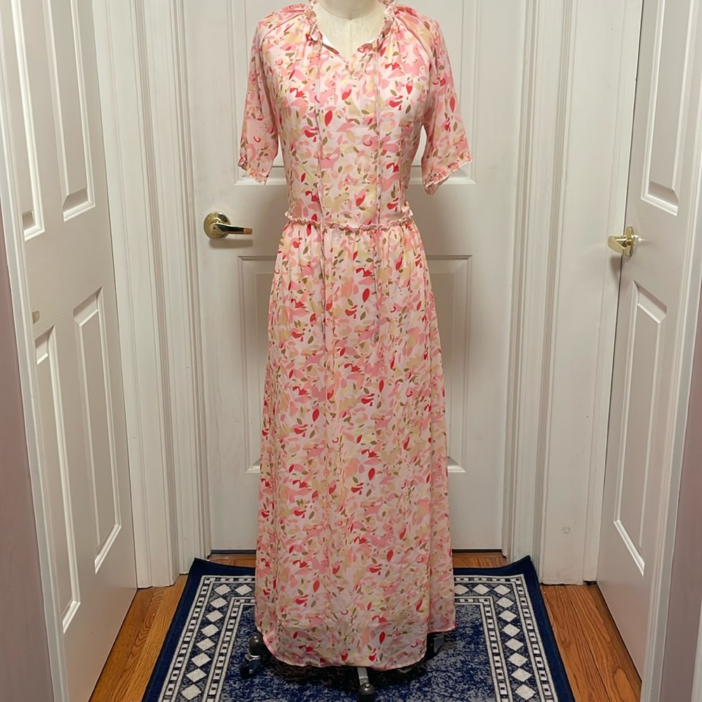 Ruffled Floral Sundress. Built in slip. No tags but brand new/ never worn. Sz Sm